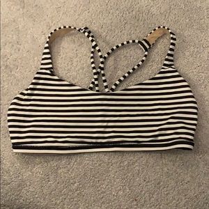 Lululemon sports bra